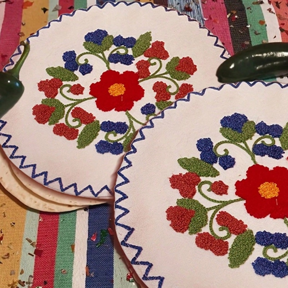 Floral Embroidered Round Tortilla Warmer Keeper Set of 2